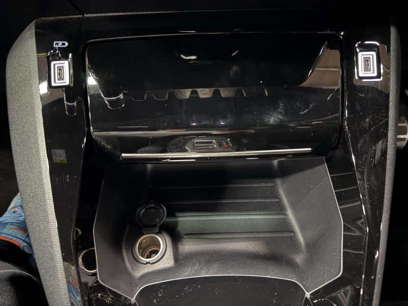 プジョー 2008 シエロ ブルーHDi 中古車