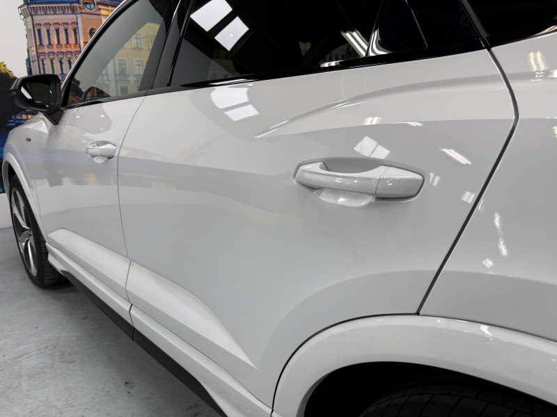 アウディ Q3 スポーツバック ダイナミック エディション 中古車