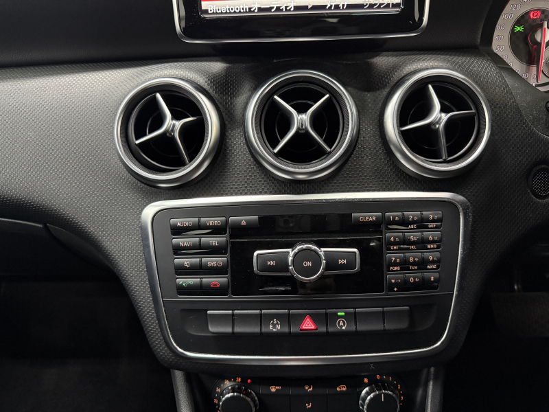 メルセデスベンツ Aクラス A180 中古車