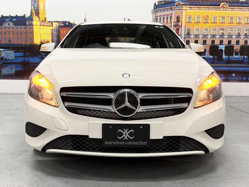 メルセデスベンツ Aクラス A180 中古車