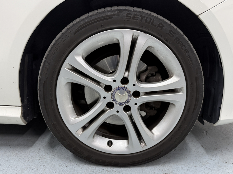 メルセデスベンツ Aクラス A180 中古車