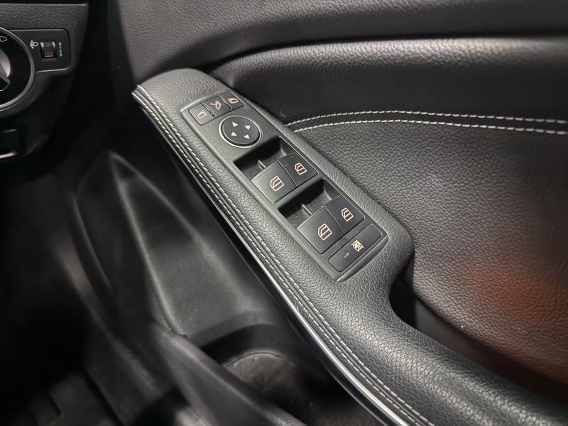 メルセデスベンツ Aクラス A180 中古車