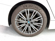 BMW 3シリーズ 320iツーリングMスポーツ　全周囲カメラ/純正18AW/LED/ACC/カープレイ 中古車