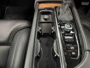 ボルボ XC90 T6 AWD インスクリプション 4WD 運転支援/SR/黒革/ACC/HUD/エアサス/禁煙車 中古車