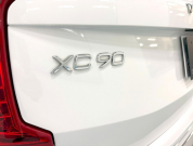 ボルボ XC90 D5 AWD インスクリプション 4WD　ハーマン/運転支援/白革/ACC/HUD/後期/禁煙 中古車