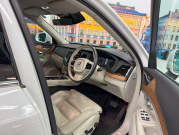 ボルボ XC90 D5 AWD インスクリプション 4WD　ハーマン/運転支援/白革/ACC/HUD/後期/禁煙 中古車