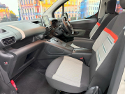 シトロエン ベルランゴ シャインXTRパック　ディーゼルターボ/禁煙車/ACC/衝突軽減/AW 中古車