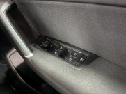 フォルクスワーゲン ゴルフトゥーラン TSIコンフォートライン　LED/ACC/純正ナビ/ETC/バックカメラ/クルコン/ワンオーナー 中古車