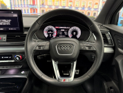 アウディ Q5 スポーツバック40TDIクワトロSライン 4WD　1オーナー/ブラックPKG/オプション19AW/ACC/レーンアシスト 中古車