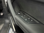 アウディ Q5 スポーツバック40TDIクワトロSライン 4WD　1オーナー/ブラックPKG/オプション19AW/ACC/レーンアシスト 中古車