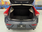 ボルボ V40 D4インスクリプション ディーゼルターボ 中古車