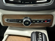 ボルボ XC90 D5 AWD インスクリプション 4WD 中古車