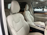 ボルボ XC90 D5 AWD インスクリプション 4WD 中古車