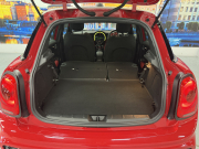 MINI(ミニ) ミニ クーパーS 5ドア　JCWパッケージ/純正ナビ/バックカメラ/パドルシフト/オートライト/オートエアコン/HUD/フォグライト/純正17インチAW/本革ステアリング 中古車