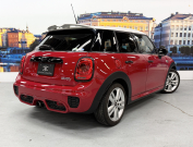 MINI(ミニ) ミニ クーパーS 5ドア　JCWパッケージ/純正ナビ/バックカメラ/パドルシフト/オートライト/オートエアコン/HUD/フォグライト/純正17インチAW/本革ステアリング 中古車