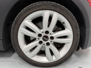 MINI(ミニ) ミニ クーパーS 5ドア　JCWパッケージ/純正ナビ/バックカメラ/パドルシフト/オートライト/オートエアコン/HUD/フォグライト/純正17インチAW/本革ステアリング 中古車