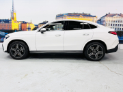 メルセデスベンツ GLCクーペ GLCクーペ220d 4MATIC(ISG)AMG-L MP202401　サンルーフ/レザーエクスクルーシブパッケージ/ブルメスター/AMGラインパッケージ/AppleCarPlay/ヘッドアップディスプレイ/アダプティブクルーズコントロール/ブラインドスポットモニタ/シートヒーター/パワーシート 中古車