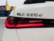 メルセデスベンツ GLCクーペ GLCクーペ220d 4MATIC(ISG)AMG-L MP202401　サンルーフ/レザーエクスクルーシブパッケージ/ブルメスター/AMGラインパッケージ/AppleCarPlay/ヘッドアップディスプレイ/アダプティブクルーズコントロール/ブラインドスポットモニタ/シートヒーター/パワーシート 中古車