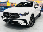 メルセデスベンツ GLCクーペ GLCクーペ220d 4MATIC(ISG)AMG-L MP202401　サンルーフ/レザーエクスクルーシブパッケージ/ブルメスター/AMGラインパッケージ/AppleCarPlay/ヘッドアップディスプレイ/アダプティブクルーズコントロール/ブラインドスポットモニタ/シートヒーター/パワーシート 中古車