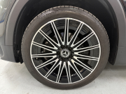 メルセデスベンツ GLB 200d 4MATIC AMGラインPKG 4WD 中古車