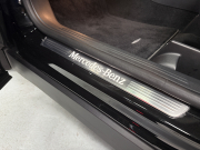 メルセデスベンツ GLB 200d 4MATIC AMGラインPKG 4WD 中古車